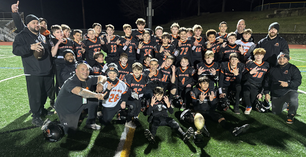 Local trio part of unbeaten Water-Oak team