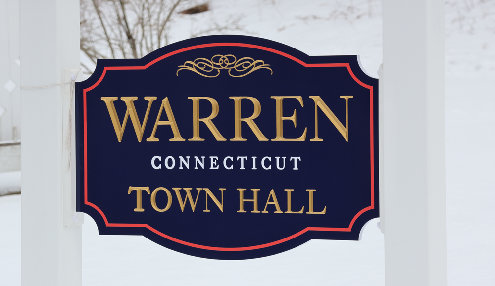 Warren recreation director job vacated