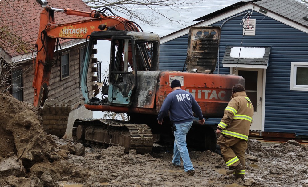 Fire strikes excavator on Marsh Point job