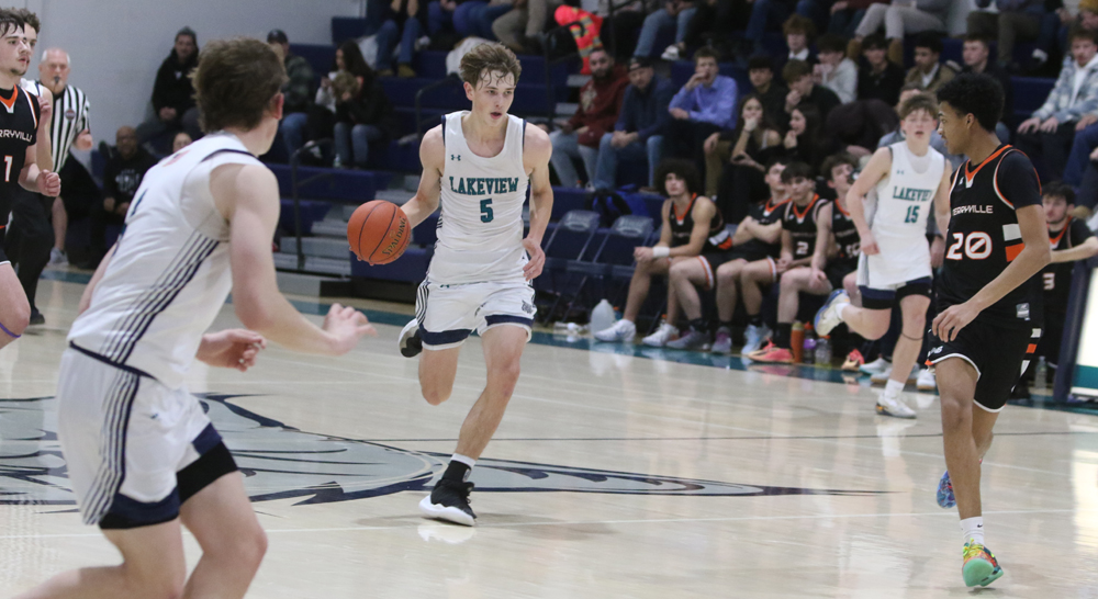 Bobcats hold on for much-needed BL win