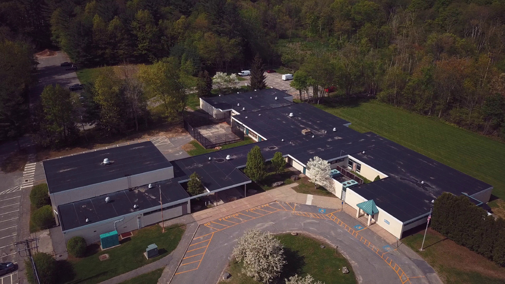 Selectmen to weigh fate of Bantam building