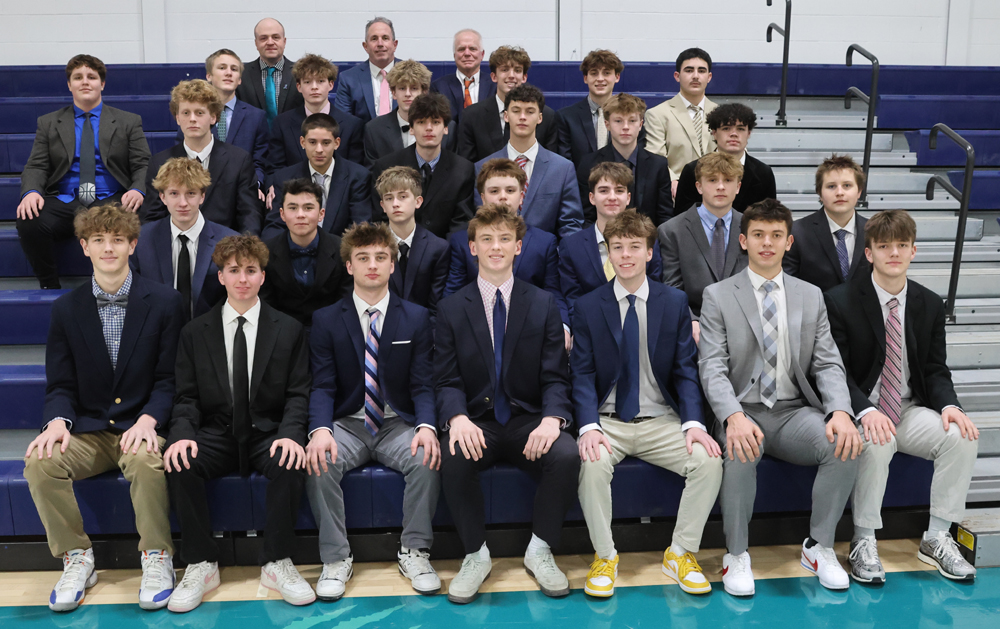 Hoop team, cheerleaders take on cancer