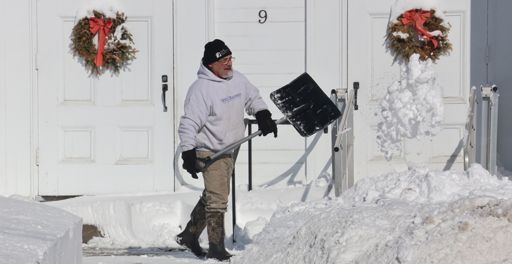 Nor’easter delivers powerful snow punch