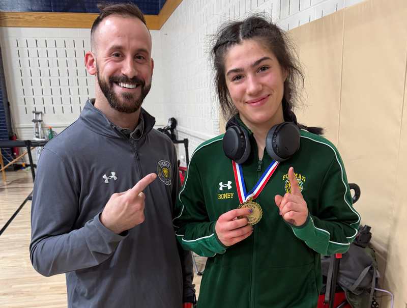 Forman wrestler wins New England title