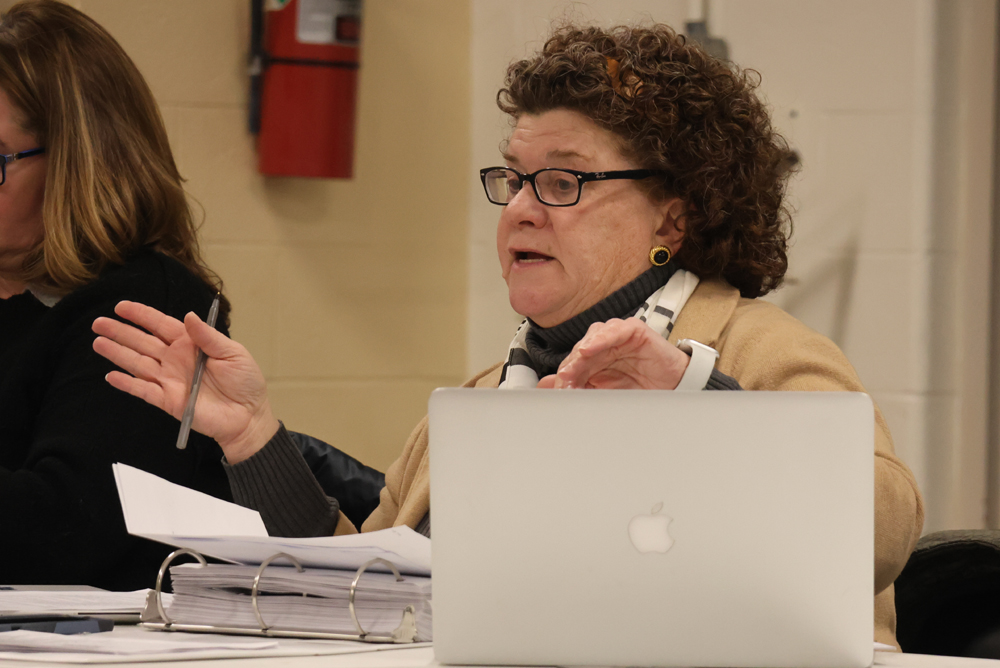 Selectmen budget plan gains endorsement