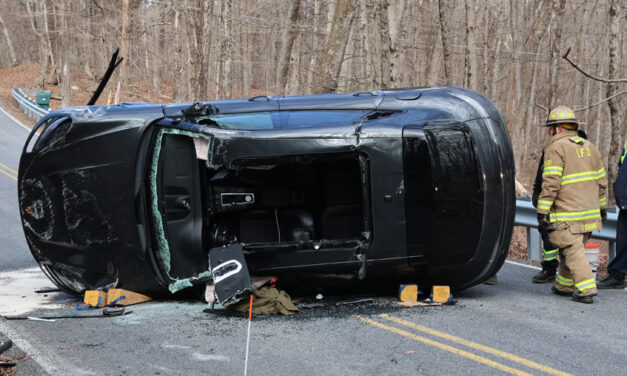 Two are injured in crash in East Litchfield