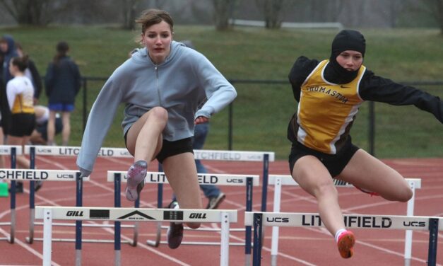 Lakeview track teams endure cold weather