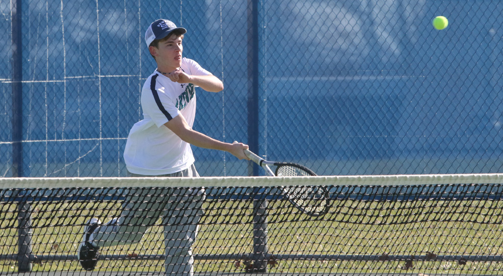 Lakeview splits its first two tennis matches