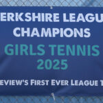New banner honors Lakeview tennis title