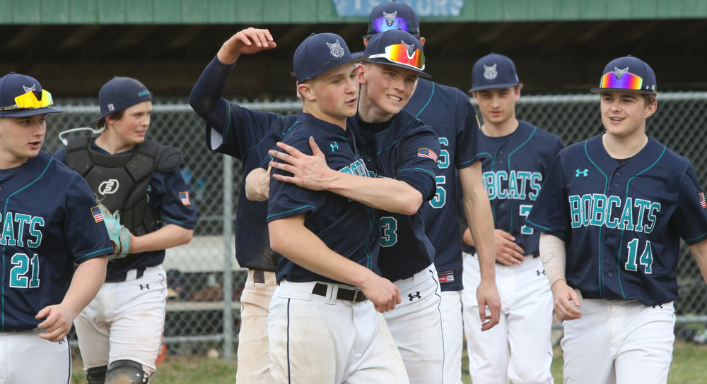 Chuck in charge: Pickert dominates Shepaug