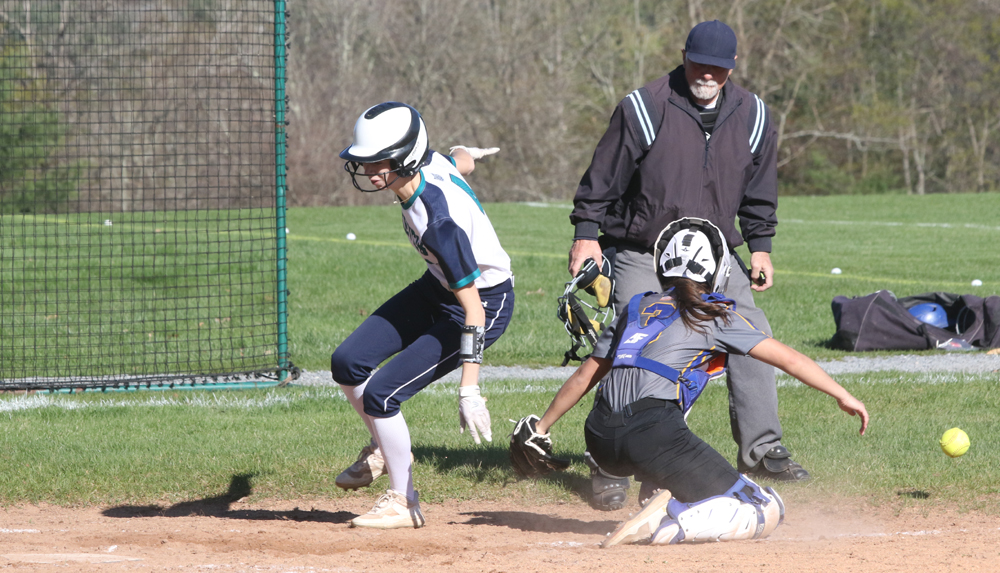 Lakeview bats deliver Housy a pummeling