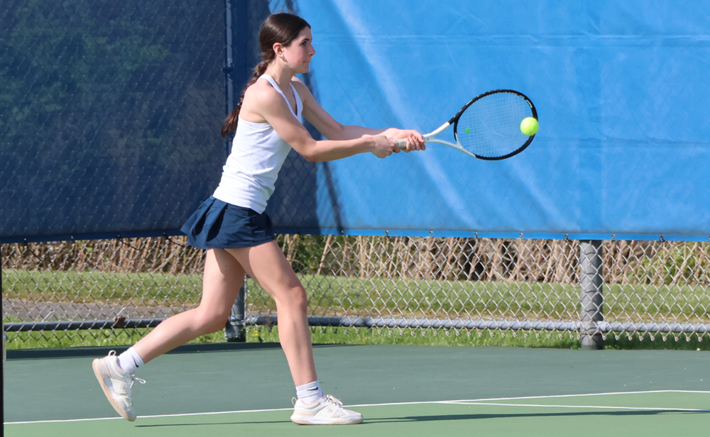 Lakeview girls dominating in BL tennis