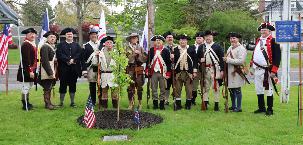 Tree dedication honors Sheldon tandem