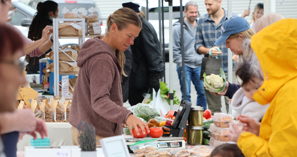 Farmers market opens at new location