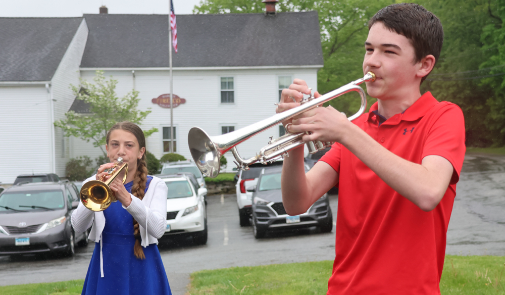 Warren service remembers those who fell