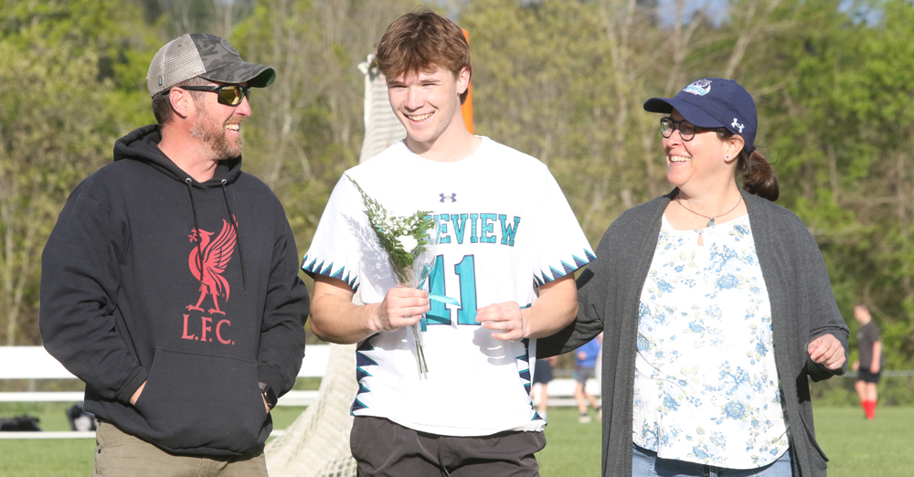 Lakeview lacrosse seniors are recognized