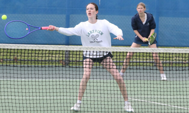 Bobcats move on in Class M tennis tourney