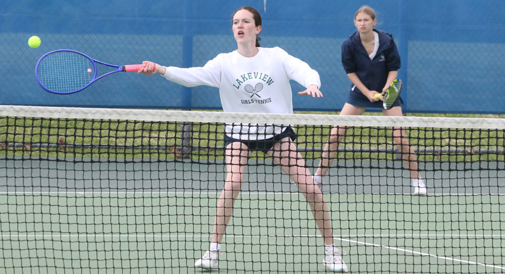 Bobcats move on in Class M tennis tourney