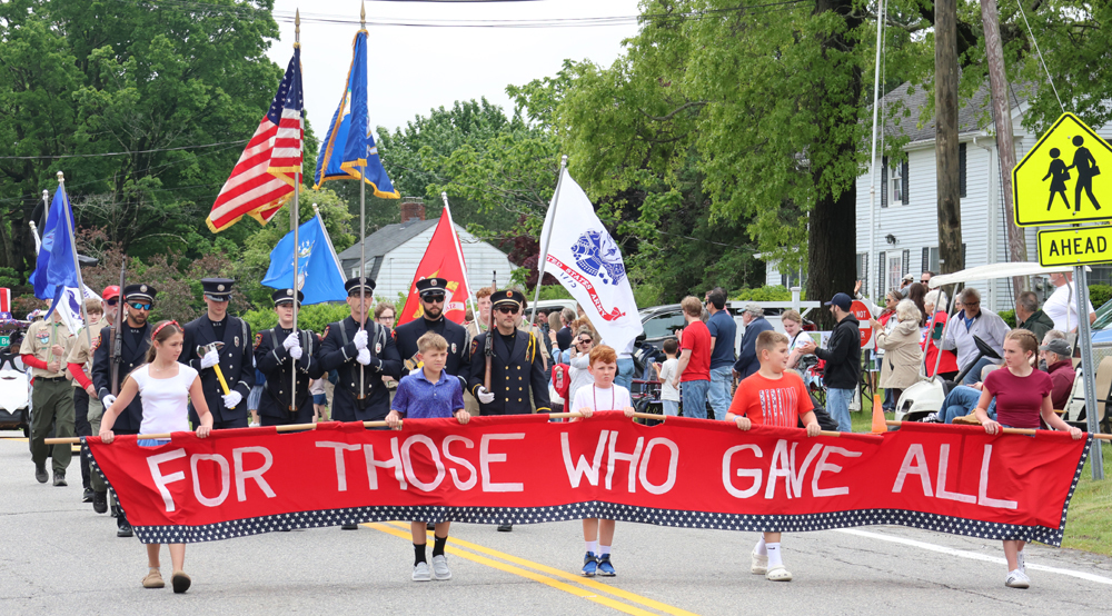 The lone parade: Morris salutes sacrifice