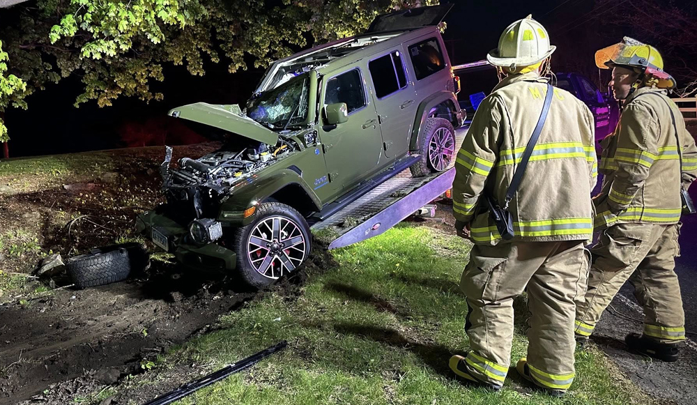 Driver injured in Sunday crash in Morris