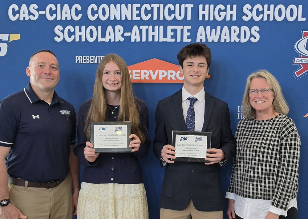Olmstead, Augustyn earn CAS-CIAC honors
