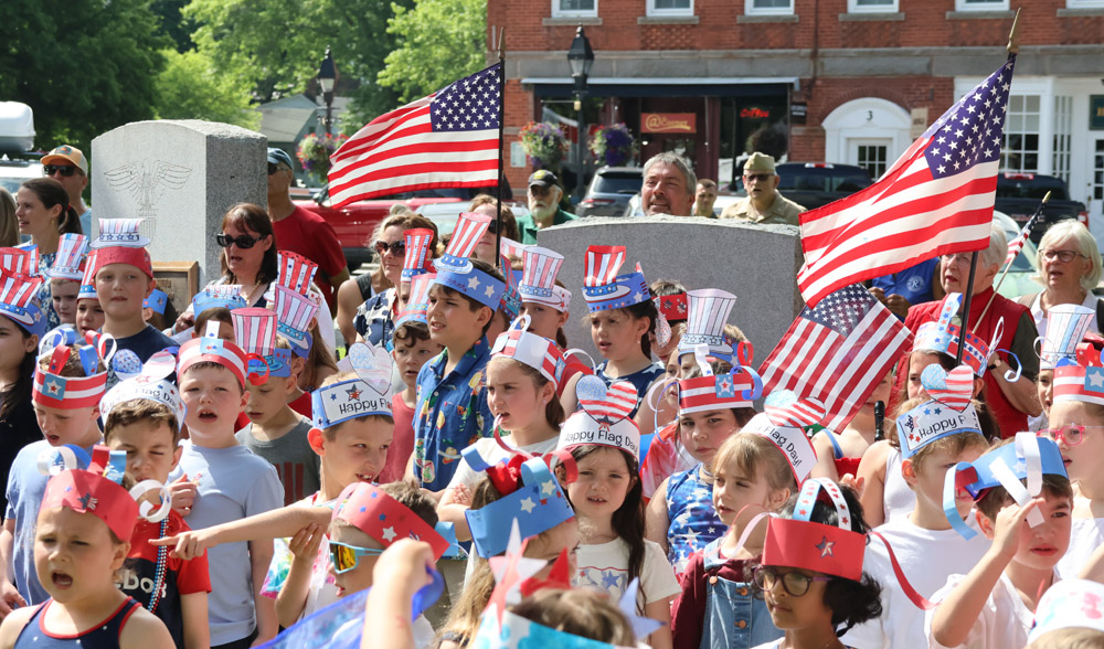 Center School pays a tribute to the flag