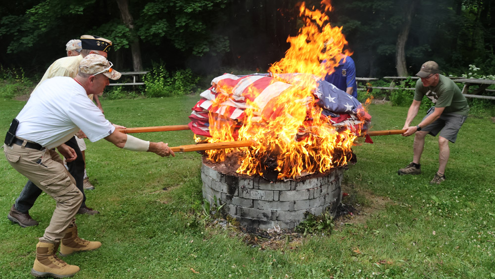 Post 27 hosts annual flag-burning ceremony
