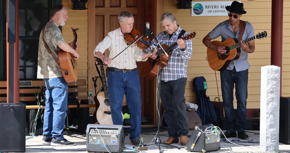 Litchfield Land Trust hosts solstice concert