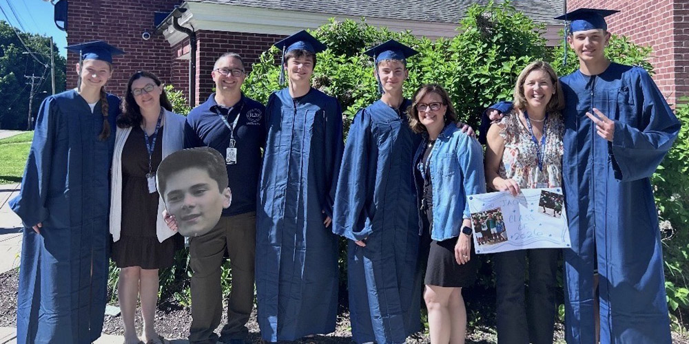 Seniors make a return to Center School
