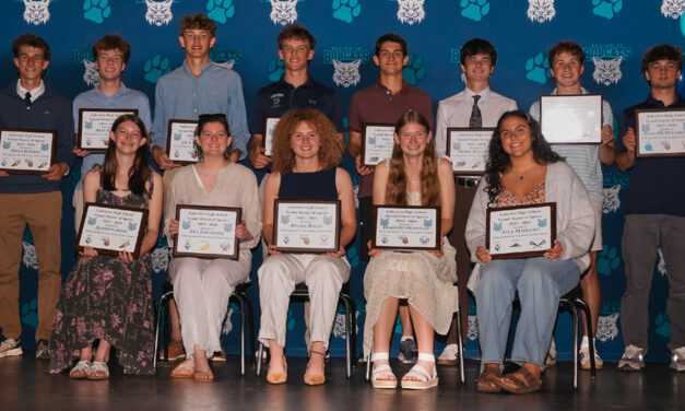 Lakeview recognizes top senior athletes