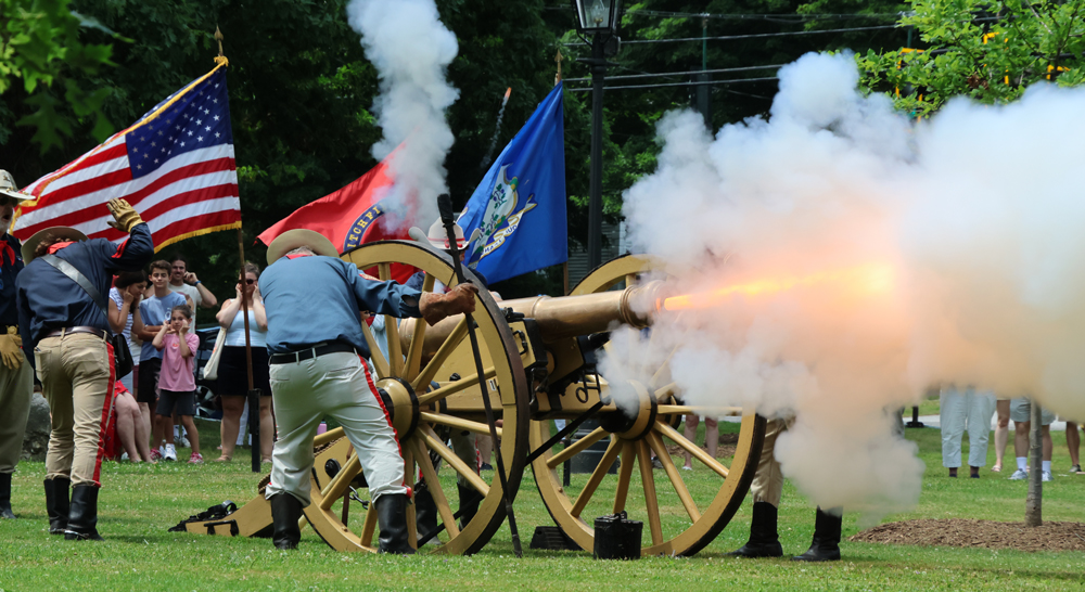 Cannons fired in salute to 13 colonies