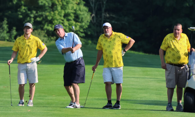 Golfers raise cash for Possum Queen cause