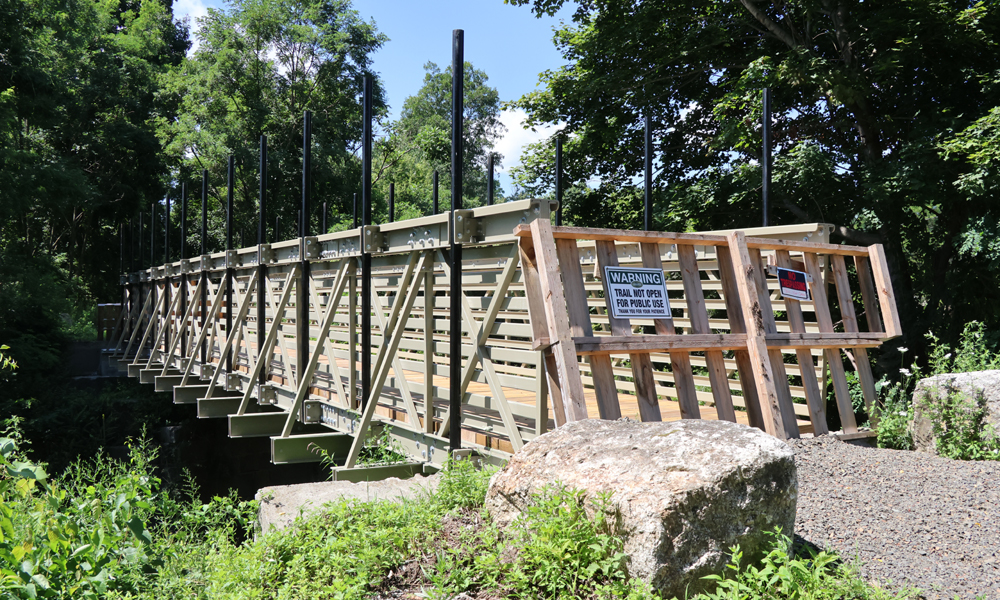 Greenway leaders pitch gift to town