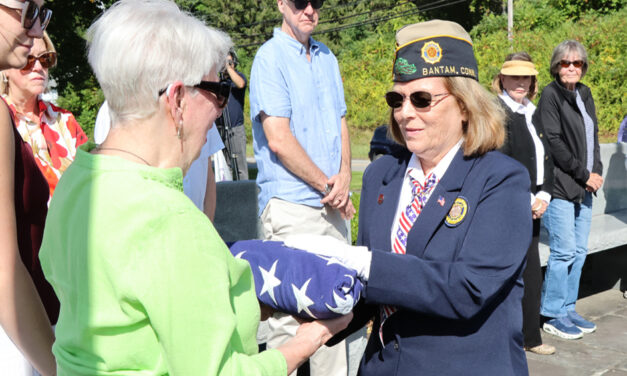 Post 44 pays tribute to WW II veteran