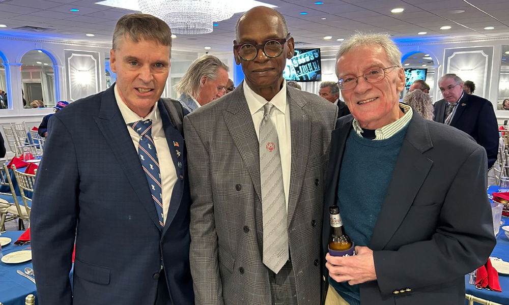 Neller catches up with U.S. running legends